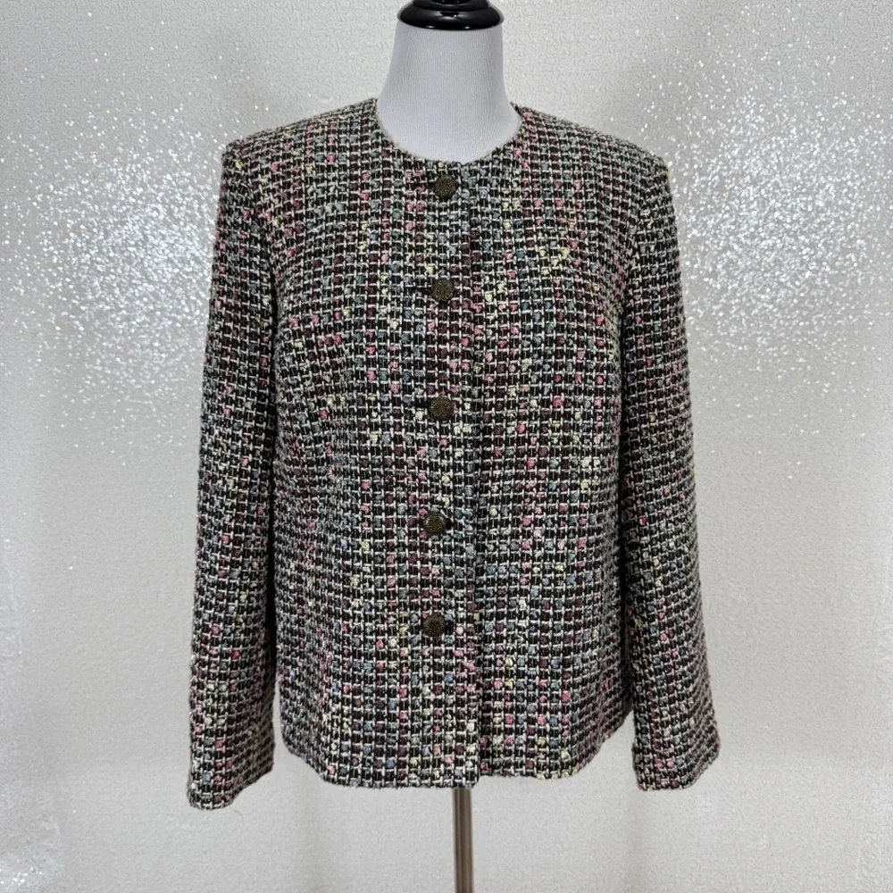Koret beautiful petite